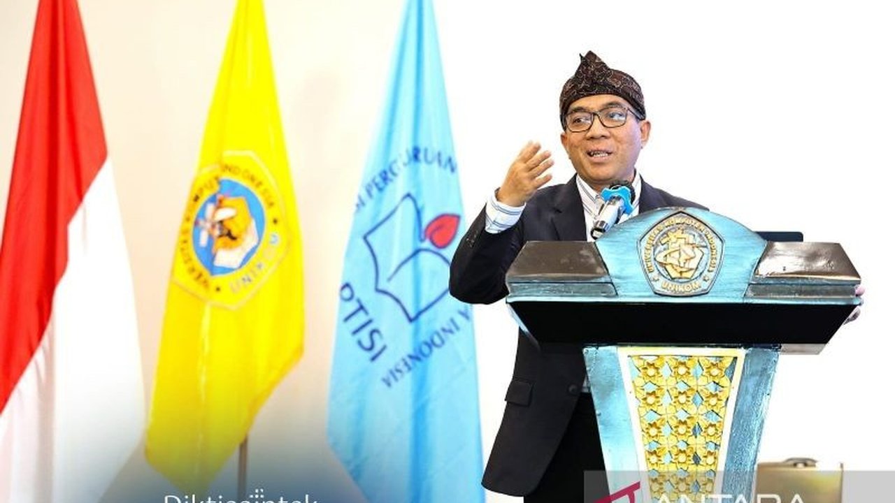 Mendiktisaintek Brian Yuliarto tegaskan pentingnya penguasaan pengetahuan dasar untuk hadapi disrupsi teknologi dan capai Indonesia Maju 2045.