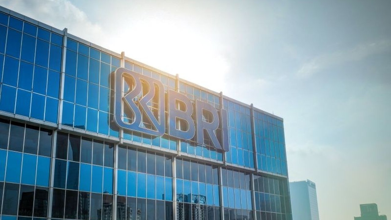 BRI dan PPATK memastikan dana nasabah di rekening pasif tetap aman meski diblokir sementara. Kebijakan ini bertujuan mencegah kejahatan keuangan. Bagaimana detailnya?