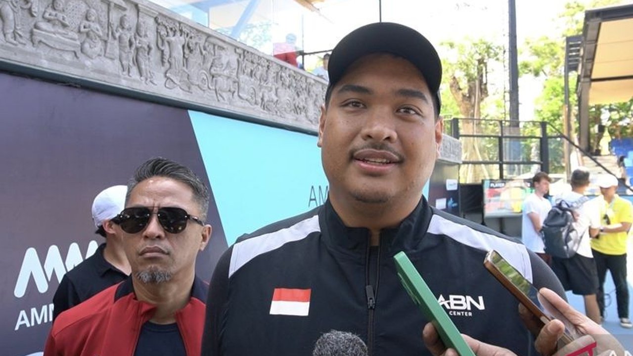 Menteri Pemuda dan Olahraga Dito Ariotedjo mengapresiasi swasta yang kembangkan arena tenis standar internasional di Bali. Fasilitas ini berpotensi jadi destinasi sport tourism kelas dunia, bahkan untuk Grand Slam!