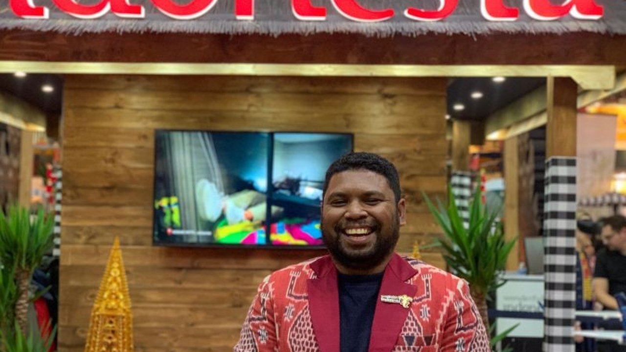 Asita NTT mengingatkan wisatawan mancanegara untuk waspada terhadap agen wisata ilegal di Labuan Bajo, khususnya saat puncak liburan musim panas, demi menghindari penipuan.