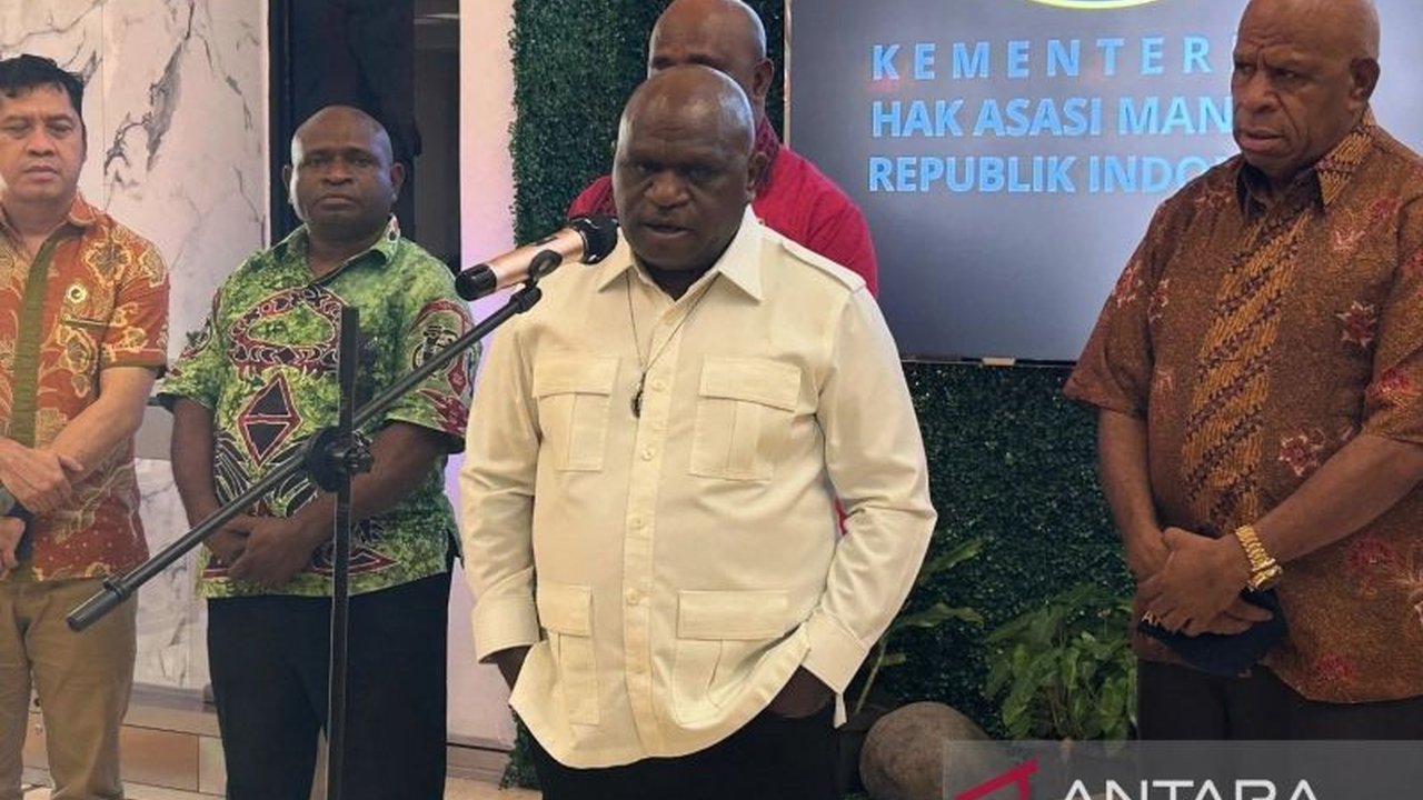 Pemerintah serius tangani krisis kemanusiaan di Maybrat. Simak rencana Pembangunan Pemukiman Pengungsi Maybrat yang akan segera dimulai untuk 1.500 warga.