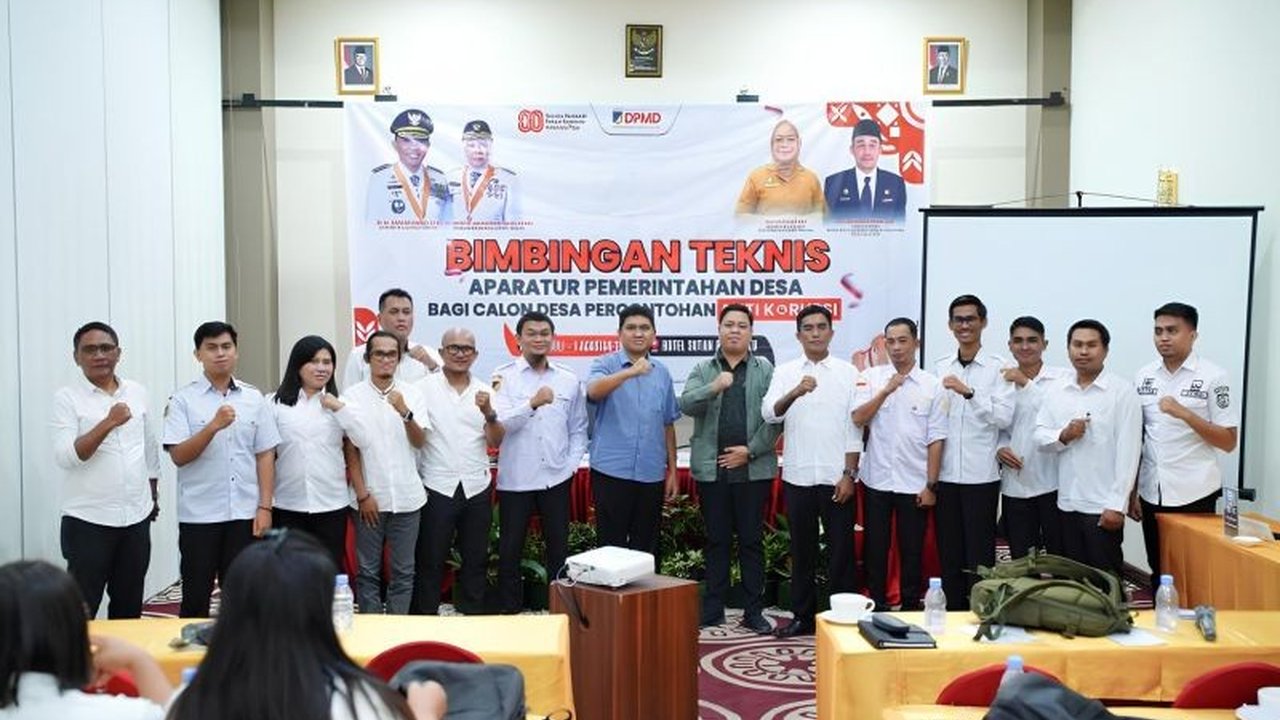 Pemerintah Provinsi Sulawesi Tengah menekankan pentingnya digitalisasi desa sebagai strategi utama dalam menciptakan desa percontohan anti korupsi, meningkatkan transparansi dan efisiensi.