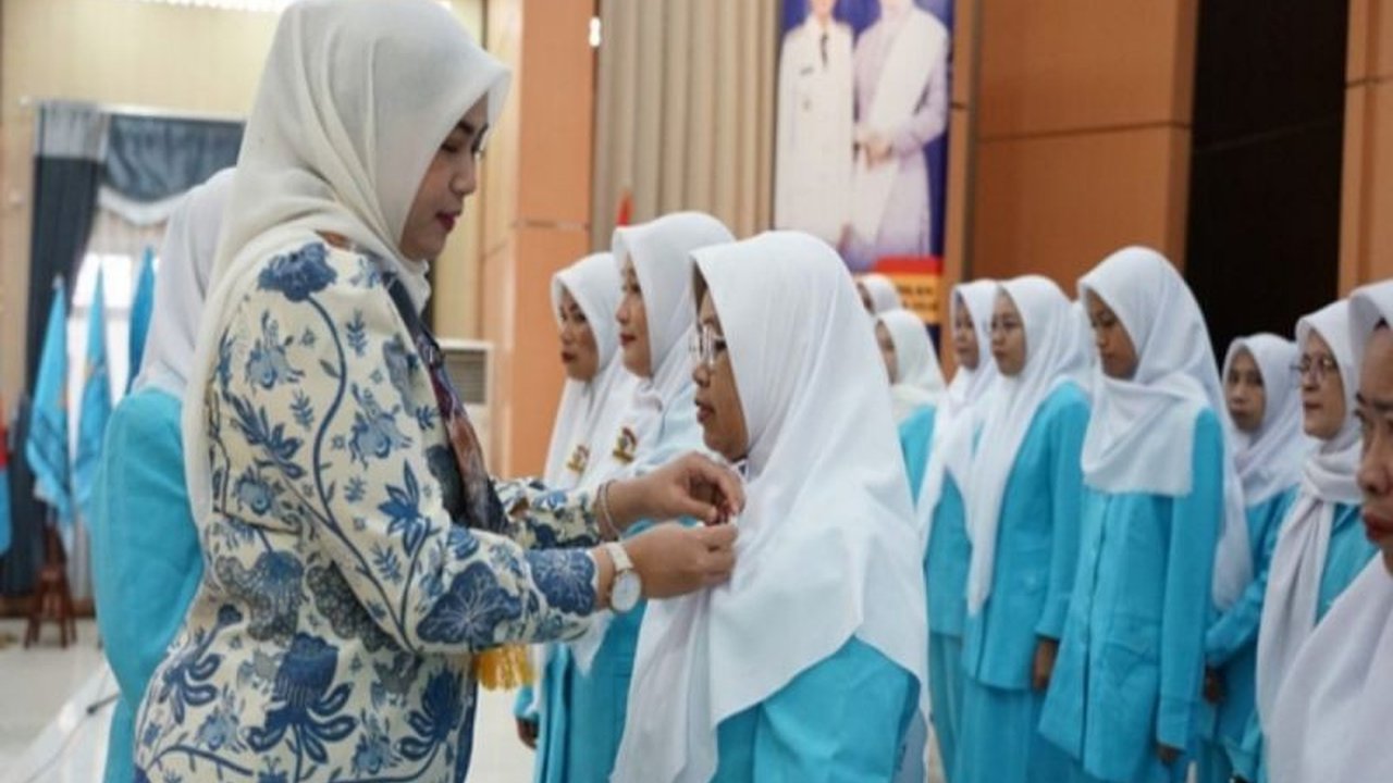 Himpaudi Kabupaten Banjar melantik 177 pengurus dari 15 kecamatan, menandai komitmen kuat dalam meningkatkan mutu Pendidikan Anak Usia Dini (PAUD) dan jumlah peserta didik.