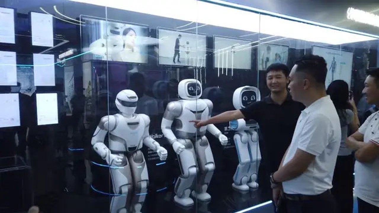 Robot Humanoid di Markas UBTech (Foto: Muhammad Radityo/Liputan6.com)