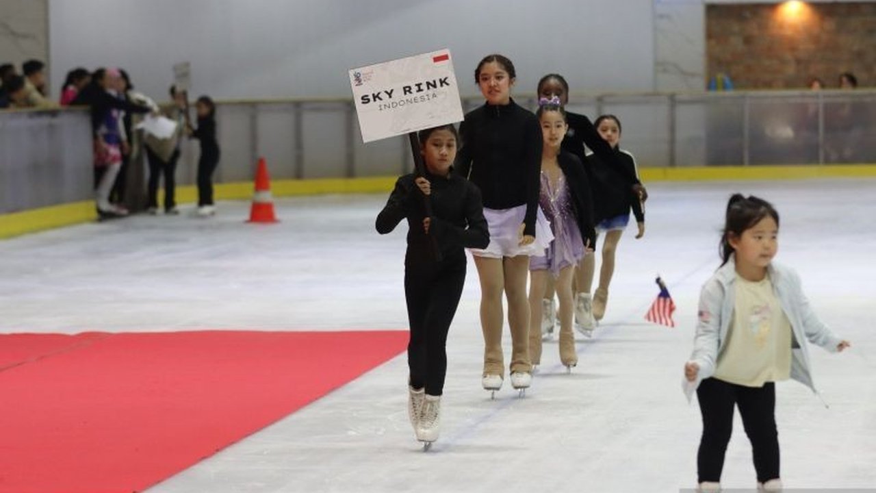 Federasi Ice Skating Indonesia (FISI) optimis meraih juara umum pada Skate Asia 2025 dengan mengerahkan atlet dari 14 ice rink. Mampukah target ini tercapai?