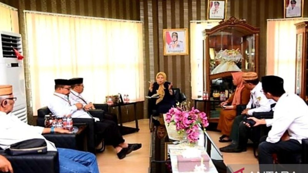 Pemprov Gorontalo dan Baznas perkuat kerja sama dalam program Ketahanan Pangan Gorontalo, fokus pada pemberdayaan masyarakat miskin ekstrem dengan perluasan lahan jagung.