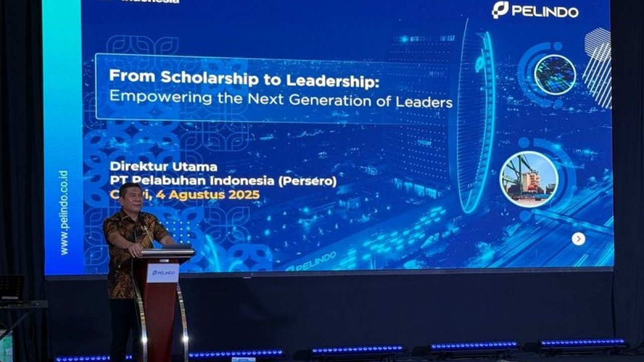 PT Pelindo meluncurkan program Beasiswa Pelindo bagi 60 mahasiswa berprestasi, memberikan subsidi UKT dan pelatihan untuk mencetak SDM unggul di sektor industri maritim.