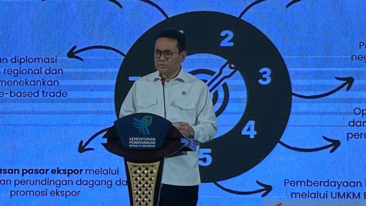 Menteri Perdagangan Budi Santoso menjelaskan alasan di balik kebijakan pelonggaran impor food tray. Kebijakan ini krusial untuk memenuhi kebutuhan program makan bergizi gratis yang masif.