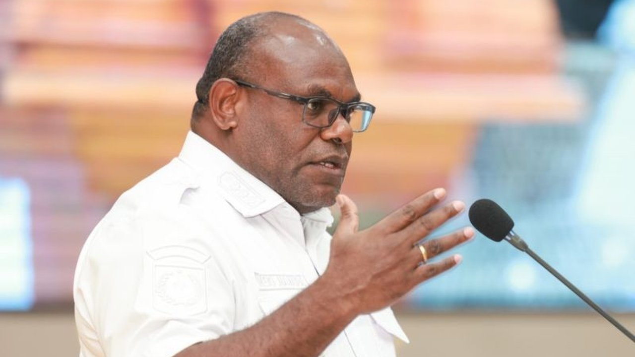 Pemerintah Provinsi Papua Tengah berkomitmen penuh pada percepatan pembangunan pendidikan, salah satunya dengan rencana pendirian universitas negeri untuk akses yang lebih baik bagi masyarakat.