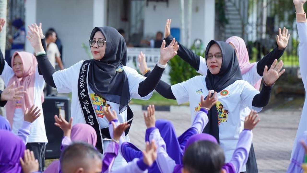 Bunda PAUD Nagan Raya sosialisasikan pentingnya gemar makan ikan anak usia dini. Ketahui bagaimana asupan ikan dapat meningkatkan kecerdasan dan tumbuh kembang optimal.