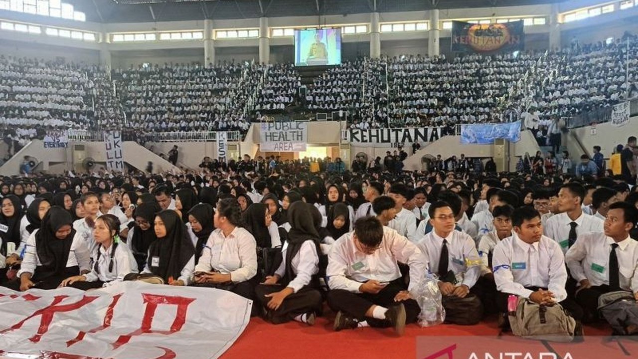 Rektor Unmul menyebut 6.582 Mahasiswa Baru Unmul sebagai generasi pilihan dari lebih 45.000 pendaftar. Apa saja tantangan dan keunggulan yang menanti mereka?