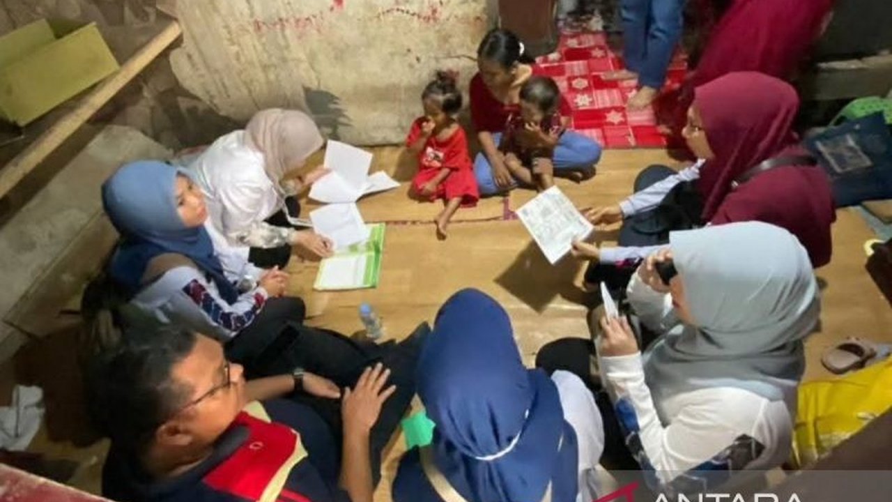 Pemerintah Kota Banjarmasin berupaya keras agar 15.225 warga miskin dapat menerima Bansos Banjarmasin. Mengapa baru sebagian kecil yang terjangkau?