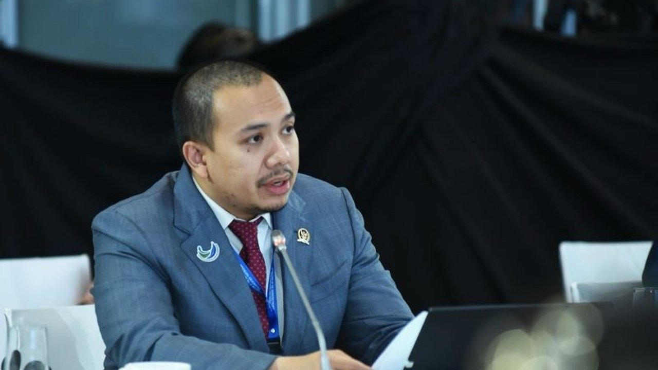 Mengapa Anggota DPR Minta Audit Forensik Digital Kasus Kematian Diplomat Arya Daru Pangayunan?