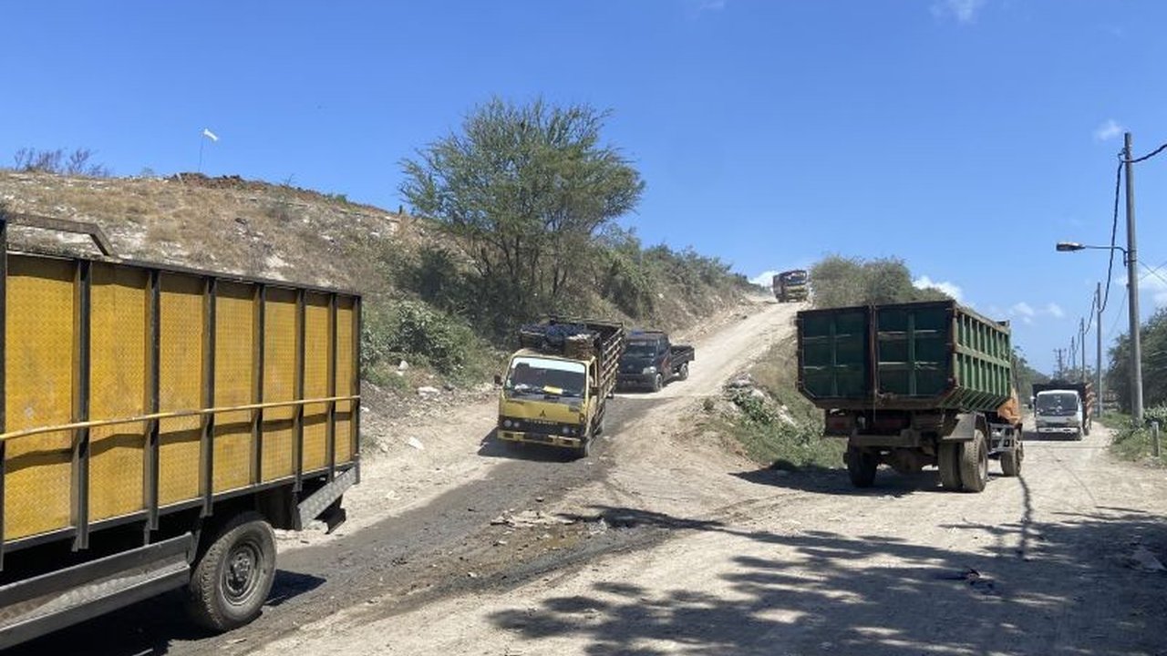 Dinas Kehutanan dan Lingkungan Hidup (DKLH) Bali menegaskan larangan pembuangan sampah organik ke TPA Suwung bukan kebijakan mendadak, melainkan bagian dari upaya jangka panjang Pengelolaan Sampah Bali.