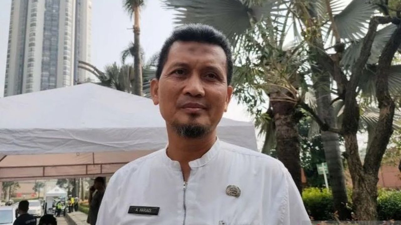 Suku Dinas Lingkungan Hidup Jakarta Barat gencar melakukan Penutupan TPS Ilegal Jakarta Barat sebagai persiapan Adipura 2025. Apa saja indikator baru yang harus dipenuhi?