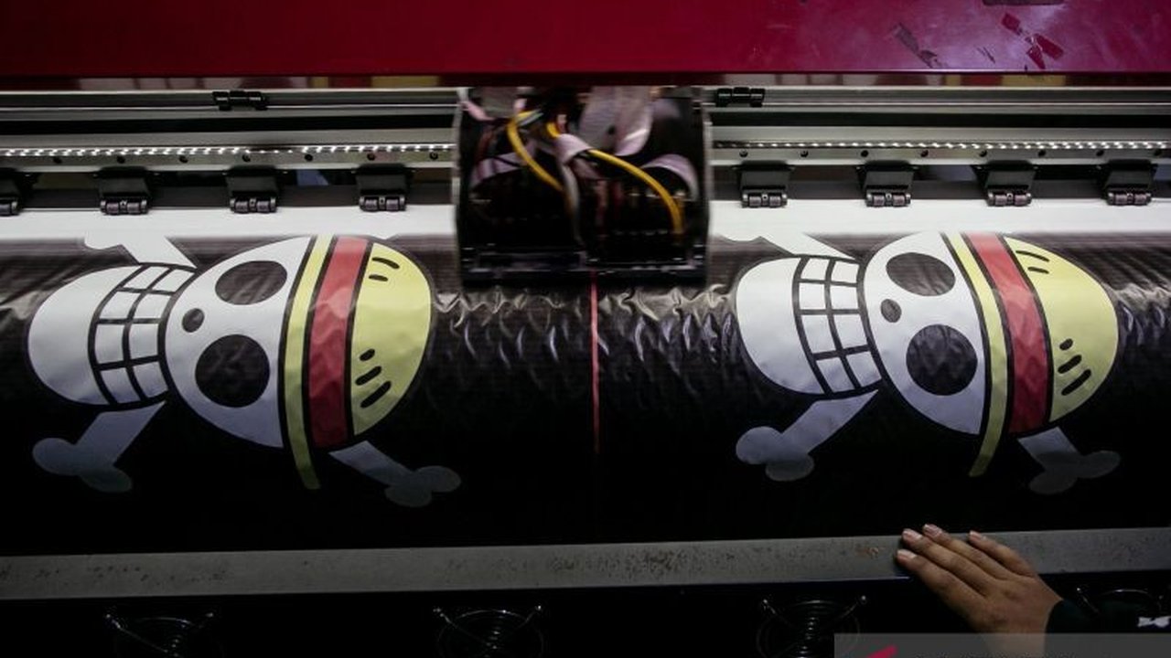 Menteri Sekretaris Negara menegaskan pengibaran Bendera One Piece diizinkan sebagai bentuk ekspresi, namun mengingatkan untuk tidak membenturkannya dengan simbol negara Merah Putih.