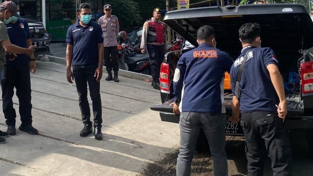 Dua ASN di Banda Aceh ditangkap Densus 88 terkait dugaan ASN terorisme. Pemkot Banda Aceh menghormati proses hukum dan akan berikan sanksi tegas jika terbukti.