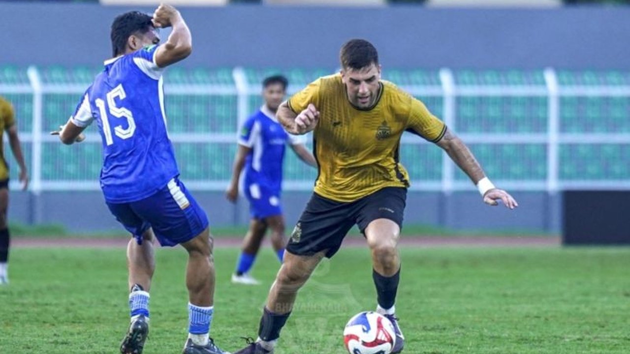 Penyerang tajam Dejan Racic buka suara soal keputusannya bergabung dengan klub Indonesia. Simak alasan di balik kepindahan Dejan Racic ke BRI Super League!