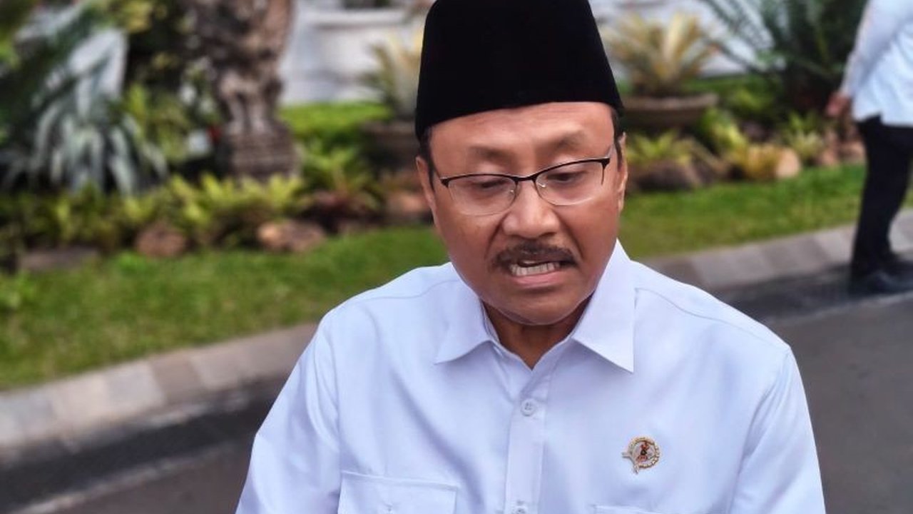 Pemerintah akan menarik kembali dana bansos rekening dormant senilai Rp2,1 triliun yang tak digunakan, memastikan bantuan tepat sasaran dan akuntabel.