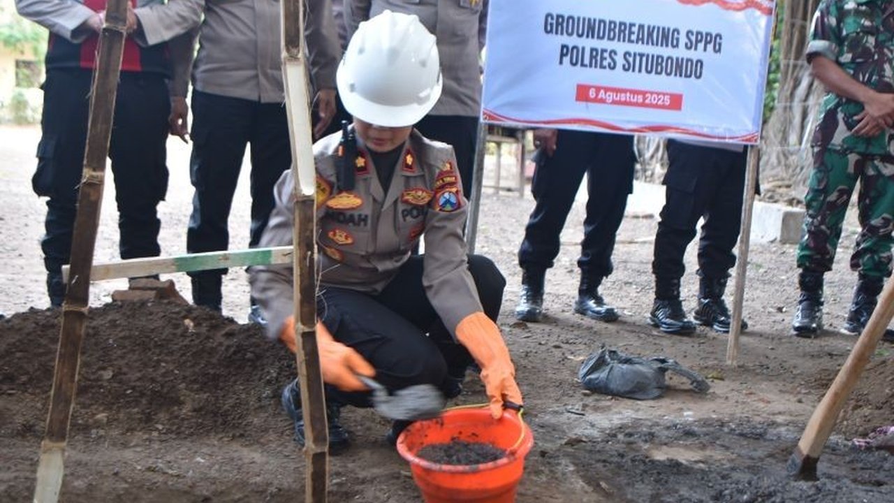 Polres Situbondo membangun lima dapur umum atau SPPG untuk mendukung program Makan Bergizi Gratis bagi sekitar 18 ribu siswa, menciptakan peluang kerja baru.