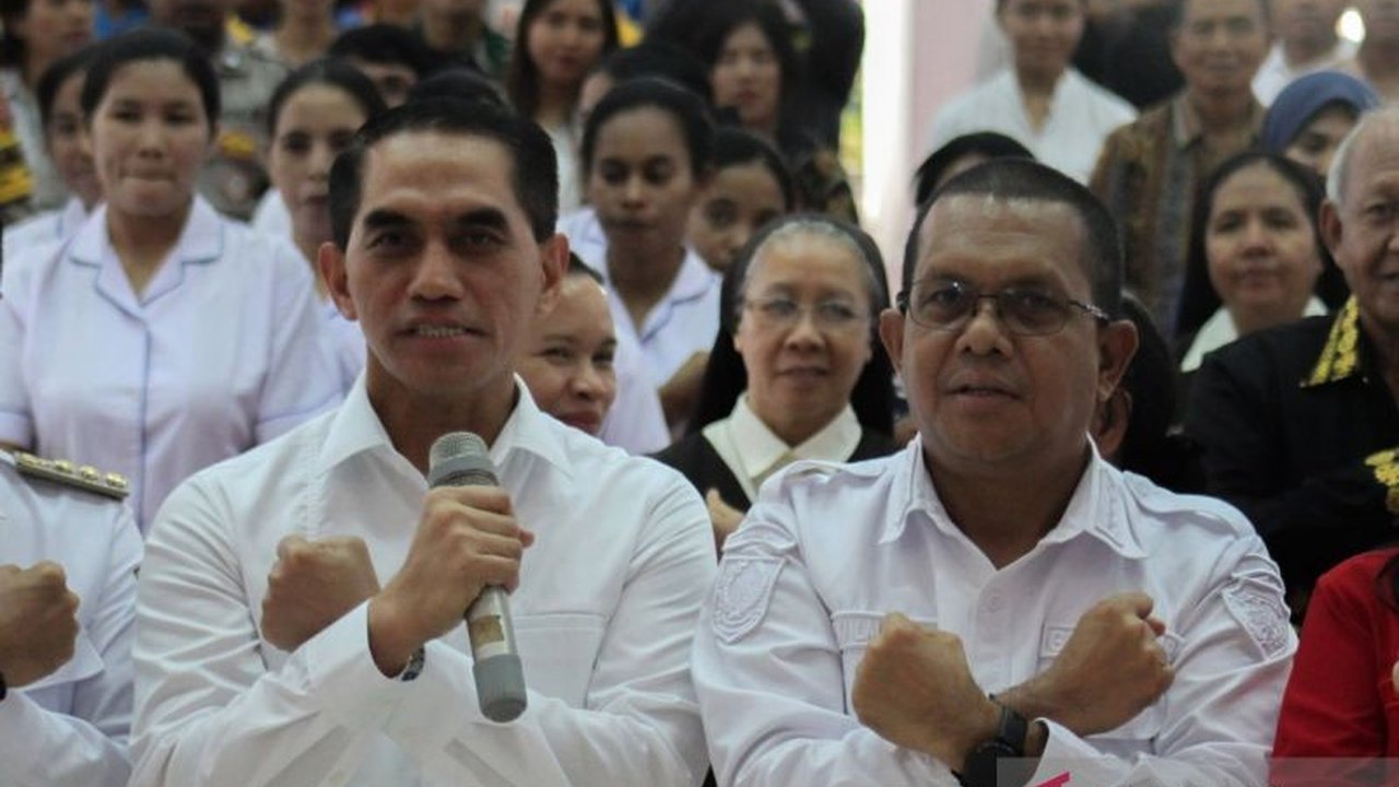 Kementerian P2MI bersama Pemprov dan Polda NTT menandatangani Deklarasi Anti TPPO NTT, menandai langkah penting dalam upaya perlindungan pekerja migran dari kejahatan perdagangan manusia.