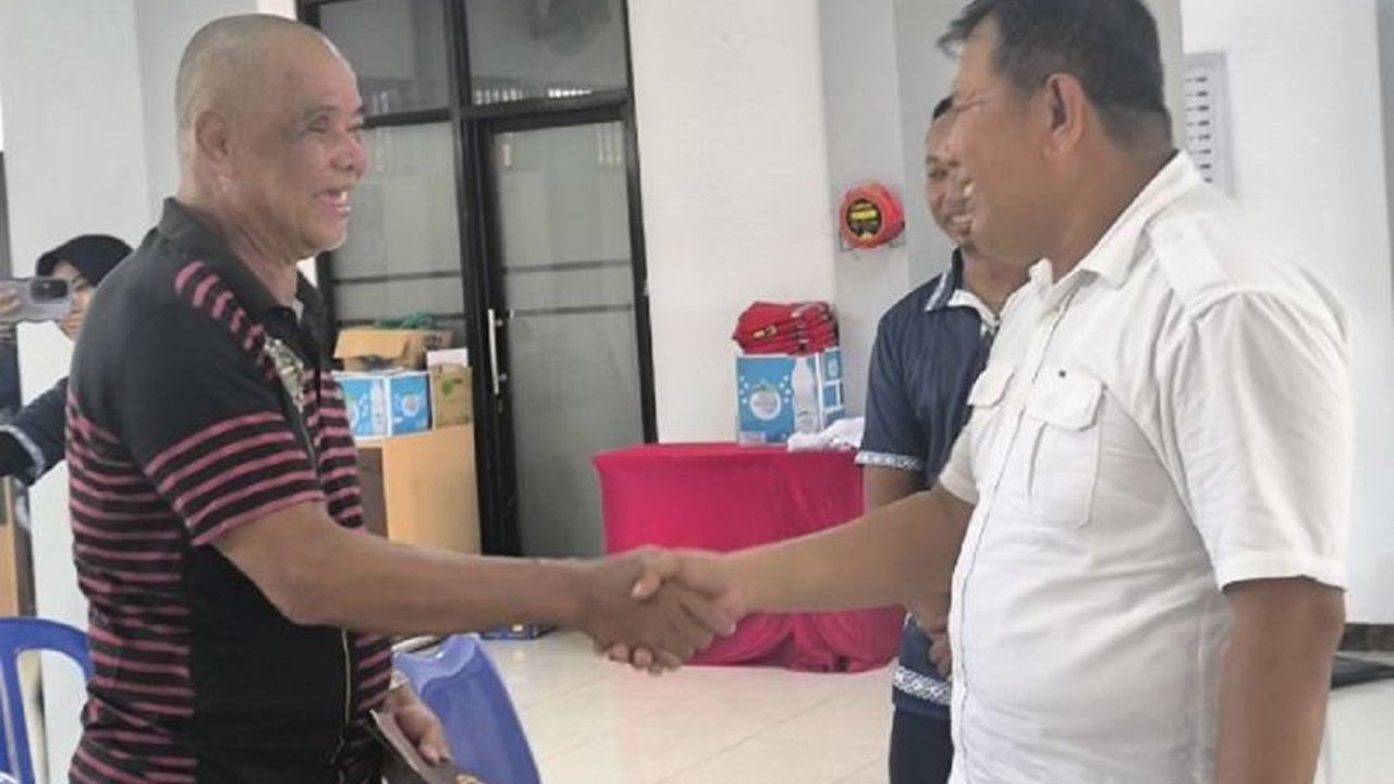 Lima warga binaan di Kalimantan Tengah mendapatkan amnesti dari Presiden RI, sebuah langkah penting dalam pembinaan dan pemulihan sosial. Apa makna **amnesti warga binaan** ini bagi mereka?