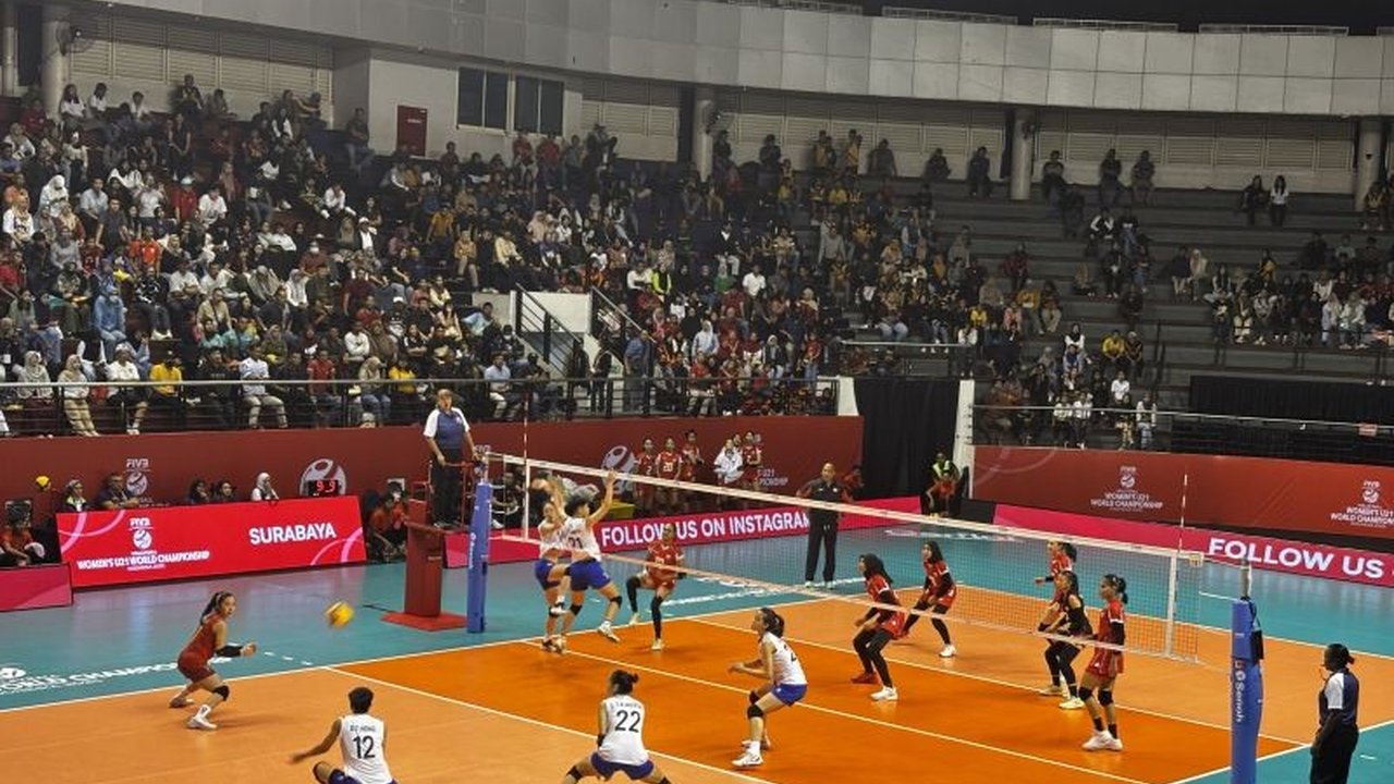 Timnas Bola Voli Putri U-21 Indonesia harus mengakui keunggulan Vietnam dengan skor 0-3 di laga perdana Kejuaraan Dunia. Bagaimana peluang Srikandi Muda selanjutnya?