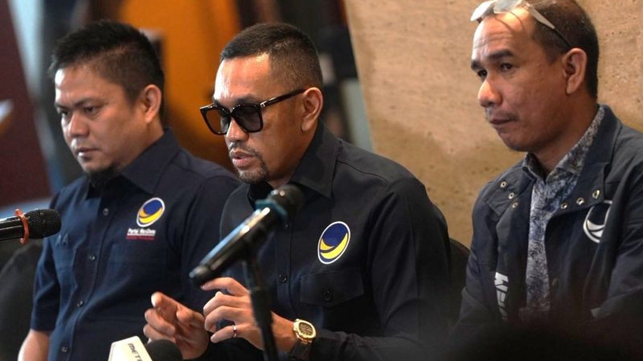 Kabar operasi tangkap tangan (OTT) KPK di Sultra menyeret nama Bupati Kolaka Timur, namun Partai NasDem menghormati proses hukum sembari menolak upaya 'cari-cari kesalahan'.