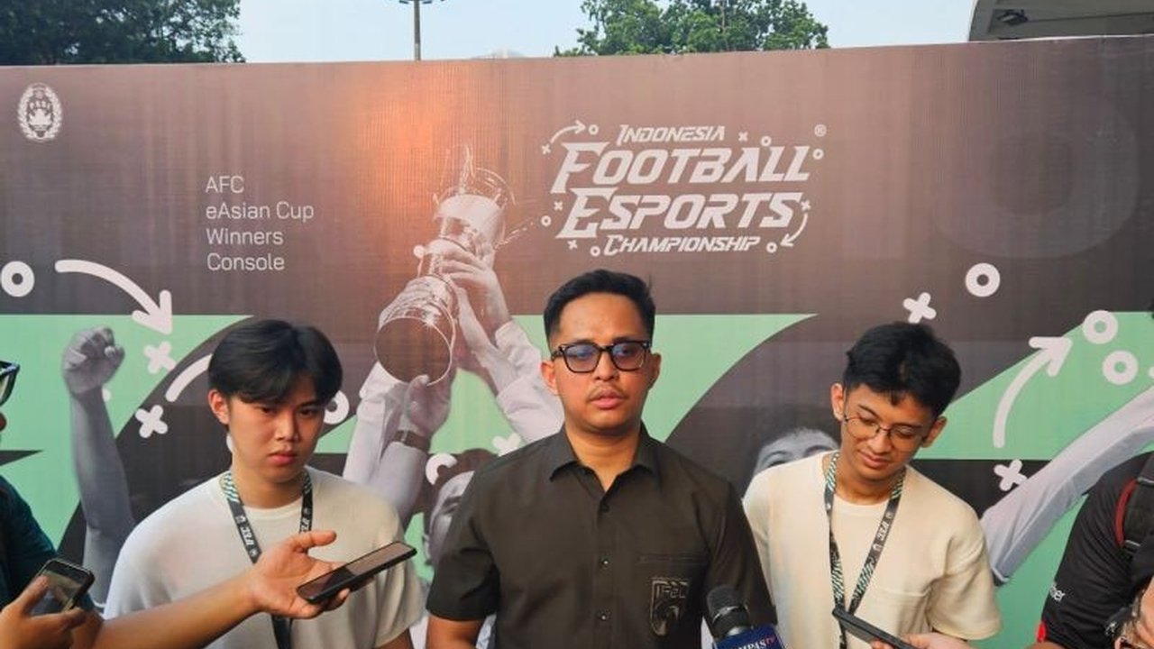 Indonesia Football Esports Championship (IFEC) hadir sebagai wadah seleksi atlet esports sepak bola terbaik menuju FIFA eWorld Cup 2025 di Arab Saudi. Siapakah talenta yang akan mewakili Indonesia?