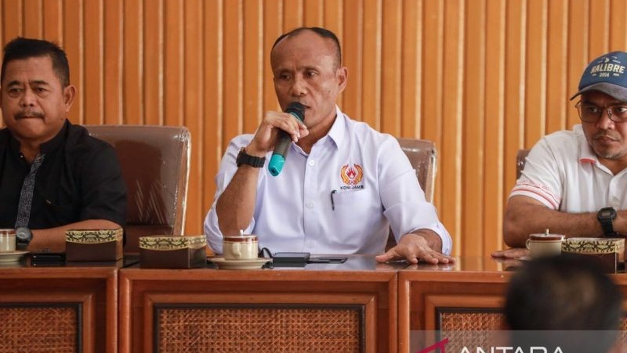 KONI Jambi segera meluncurkan program bapak angkat olahraga untuk mendongkrak prestasi atlet. Inisiatif ini diharapkan mampu membawa Jambi meraih lebih banyak medali emas di PON 2028.