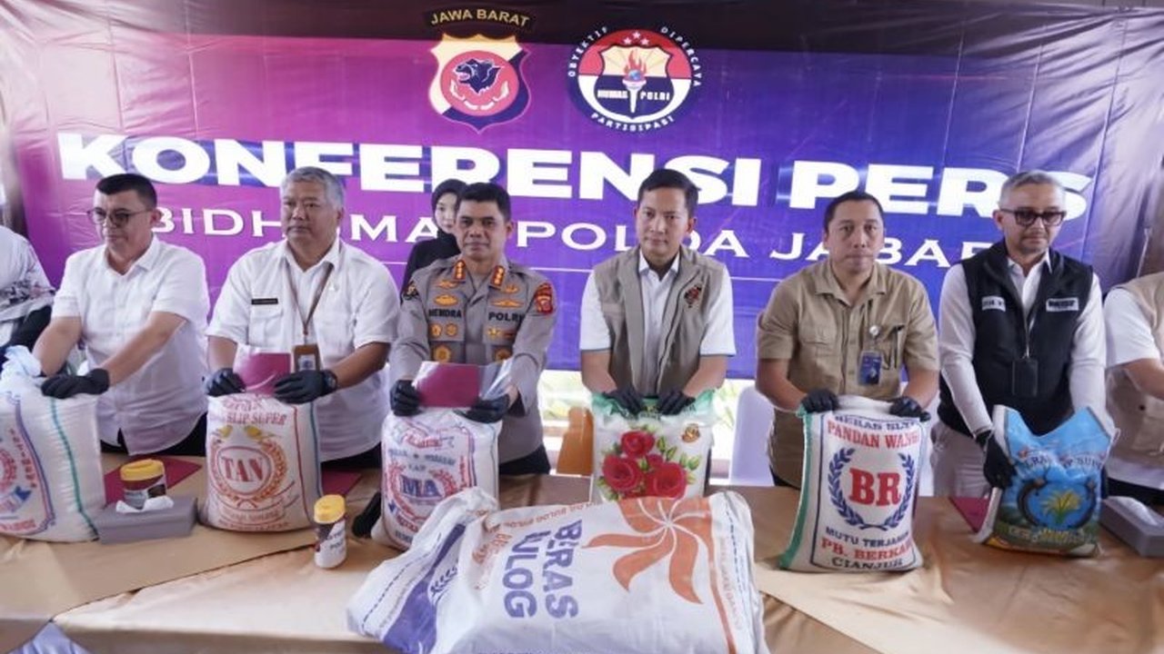 Polda Jabar bongkar praktik kecurangan produksi beras tak sesuai standar mutu, libatkan empat produsen dan 12 merek. Konsumen wajib waspada!