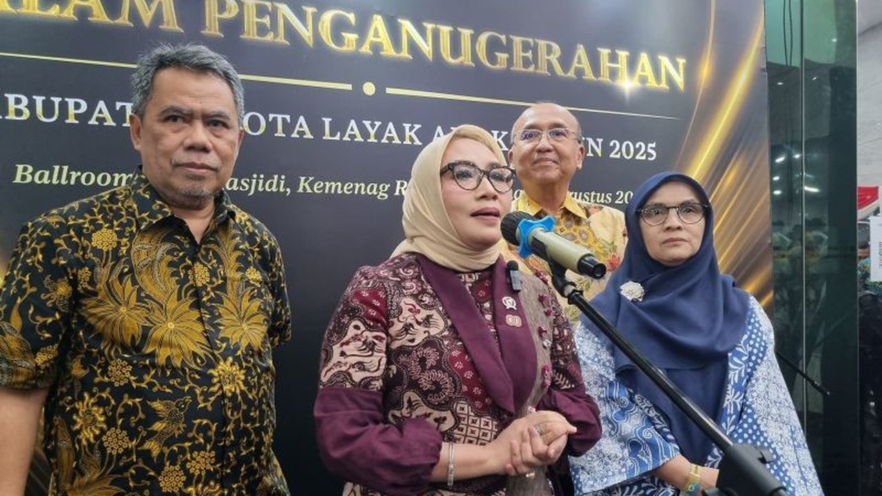 Menteri PPPA Arifah Fauzi mengungkapkan belum ada daerah yang benar-benar bebas iklan rokok, padahal ini indikator utama Kota Layak Anak. Mengapa demikian?