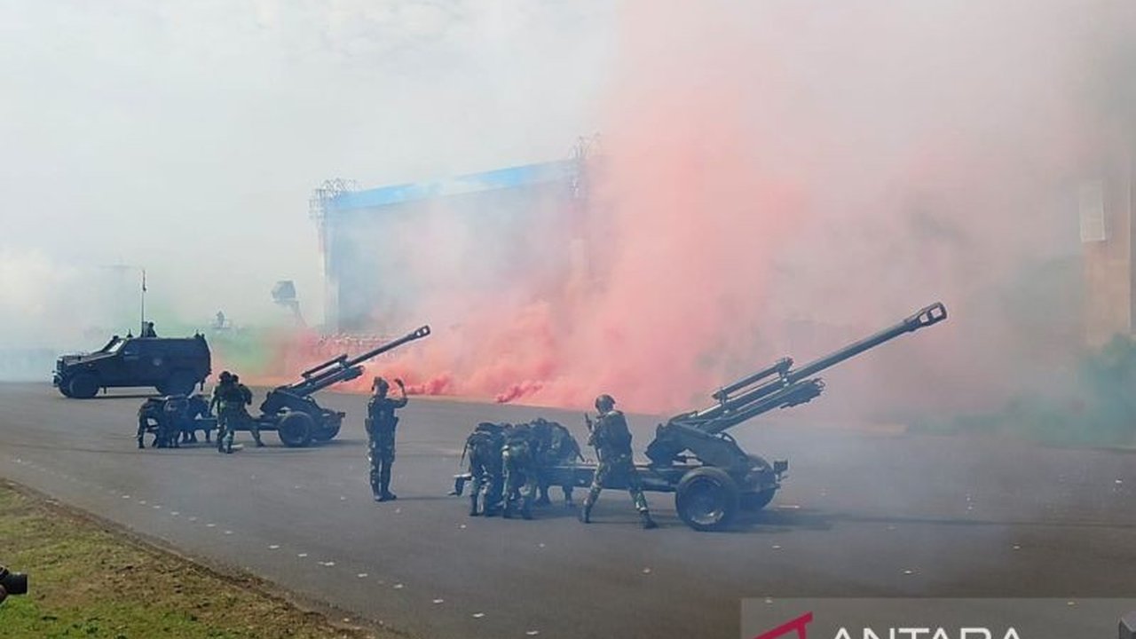 Presiden Prabowo Subianto akan kukuhkan 6 Kodam baru dan melantik Wakil Panglima TNI dalam upacara besar di Batujajar. Siapakah sosok yang akan mengemban jabatan strategis ini?