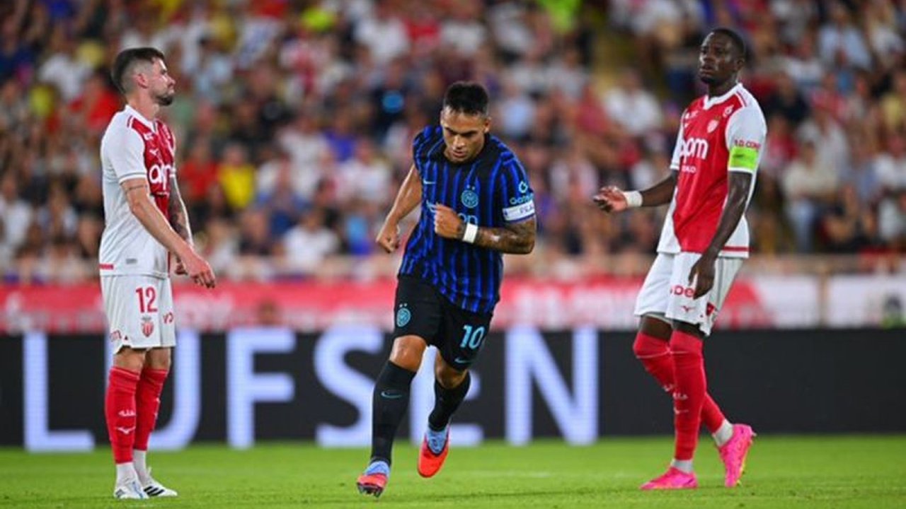 Inter Milan secara mengejutkan berhasil menaklukkan AS Monaco 2-1 dalam laga persahabatan, bahkan setelah bermain dengan 10 pemain sejak babak pertama. Bagaimana mereka melakukannya?