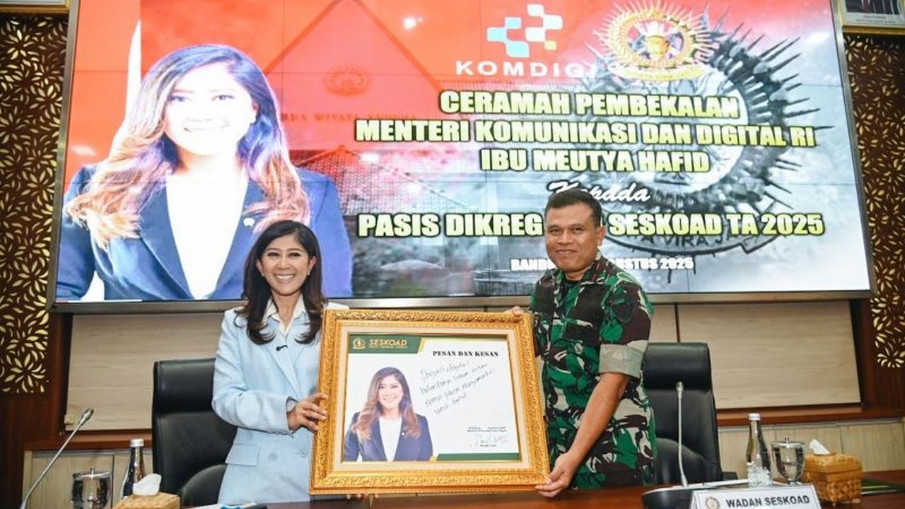 Menkomdigi Meutya Hafid tegaskan sinergi Kemkomdigi dan TNI vital bagi transformasi digital nasional, termasuk pemerataan internet dan pertahanan siber. Mengapa kolaborasi ini krusial?