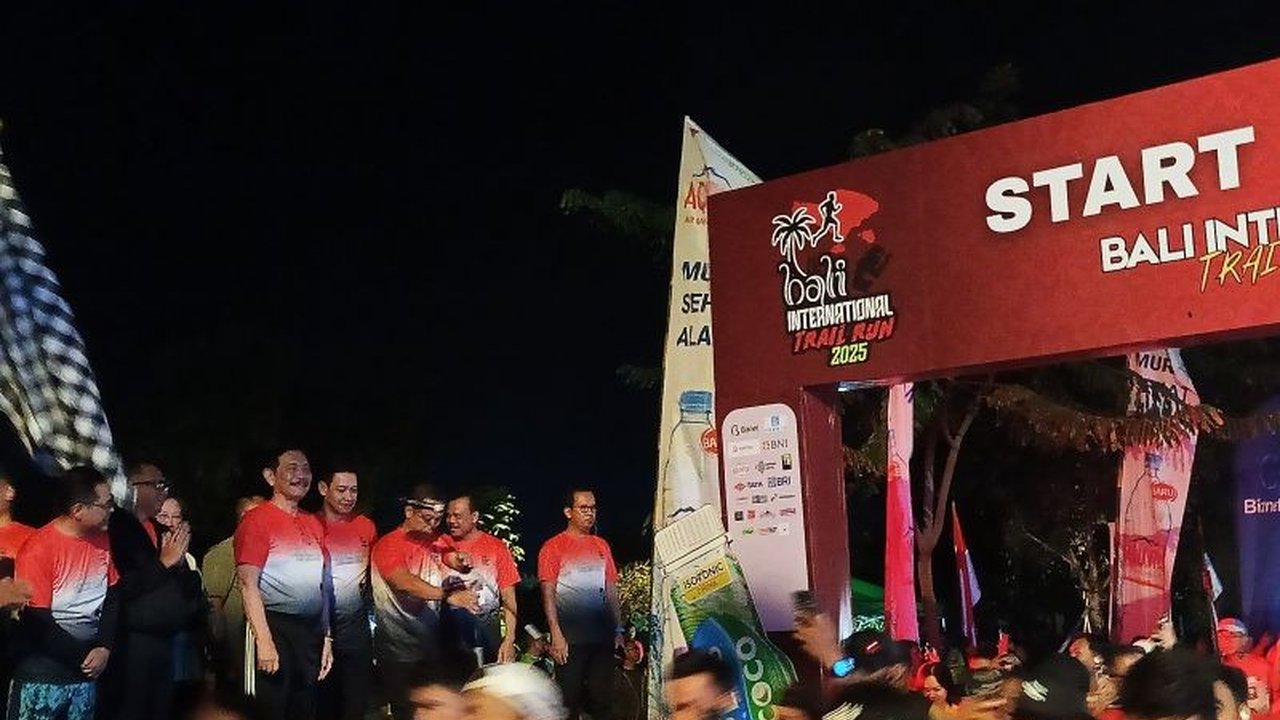 Ribuan peserta membanjiri Kawasan Ekonomi Khusus (KEK) Kura-Kura Bali dalam ajang Bali International Trail Run, menandai kebangkitan pariwisata minat khusus dan olahraga di Pulau Dewata.