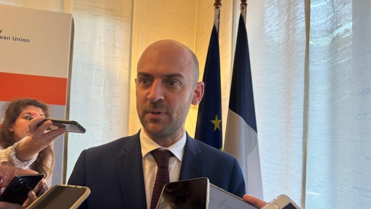 Prancis Kutuk Israel atas rencana pendudukan Jalur Gaza, menegaskan tindakan tersebut melanggar hukum internasional dan mengancam stabilitas regional, serta menyerukan solusi dua negara.