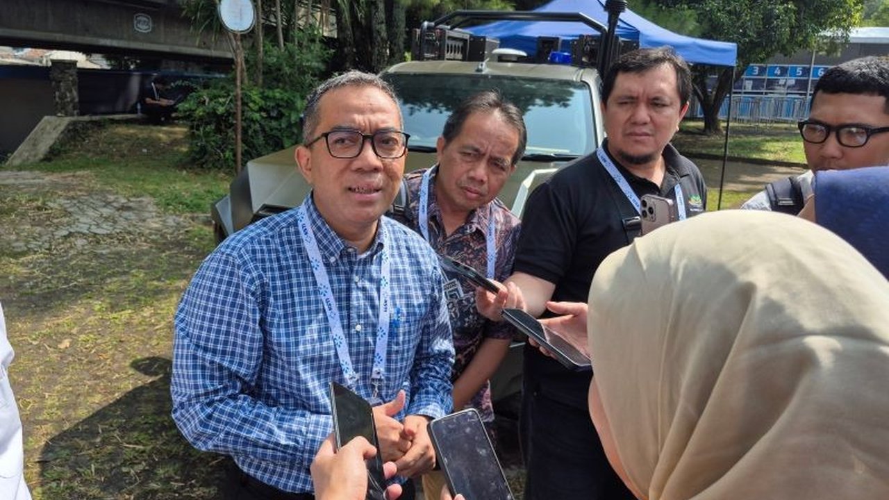 Menteri Pendidikan Tinggi, Sains, dan Teknologi (Mendiktisaintek) mengajak BEM seluruh Indonesia terlibat dalam proyek Partisipasi Mahasiswa Riset, dengan pendanaan hingga Rp300 juta. Simak detailnya!