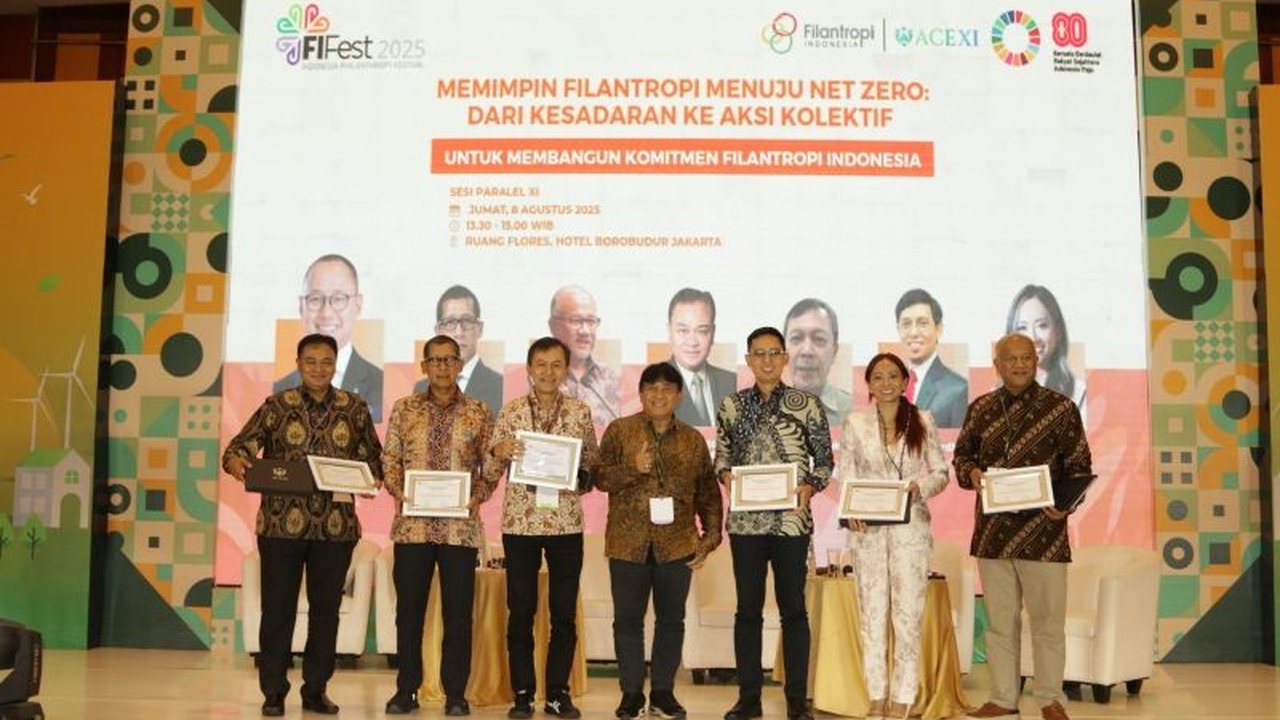 Perhimpunan Filantropi Indonesia (PFI) memperkenalkan PFI Net Zero Commitment Charter di FIFest 2025, langkah strategis dukung pengendalian perubahan iklim inklusif. Inisiatif ini berpotensi besar!