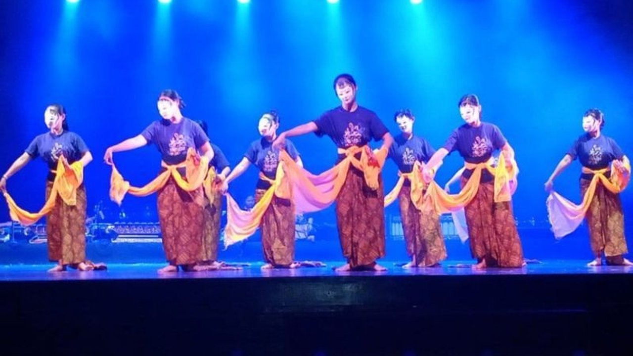 Festival Bedhayan 2025 kembali digelar di Jakarta, menawarkan pengalaman tarian meditatif yang mendalam sebagai ruang refleksi dan pelestarian budaya Jawa.