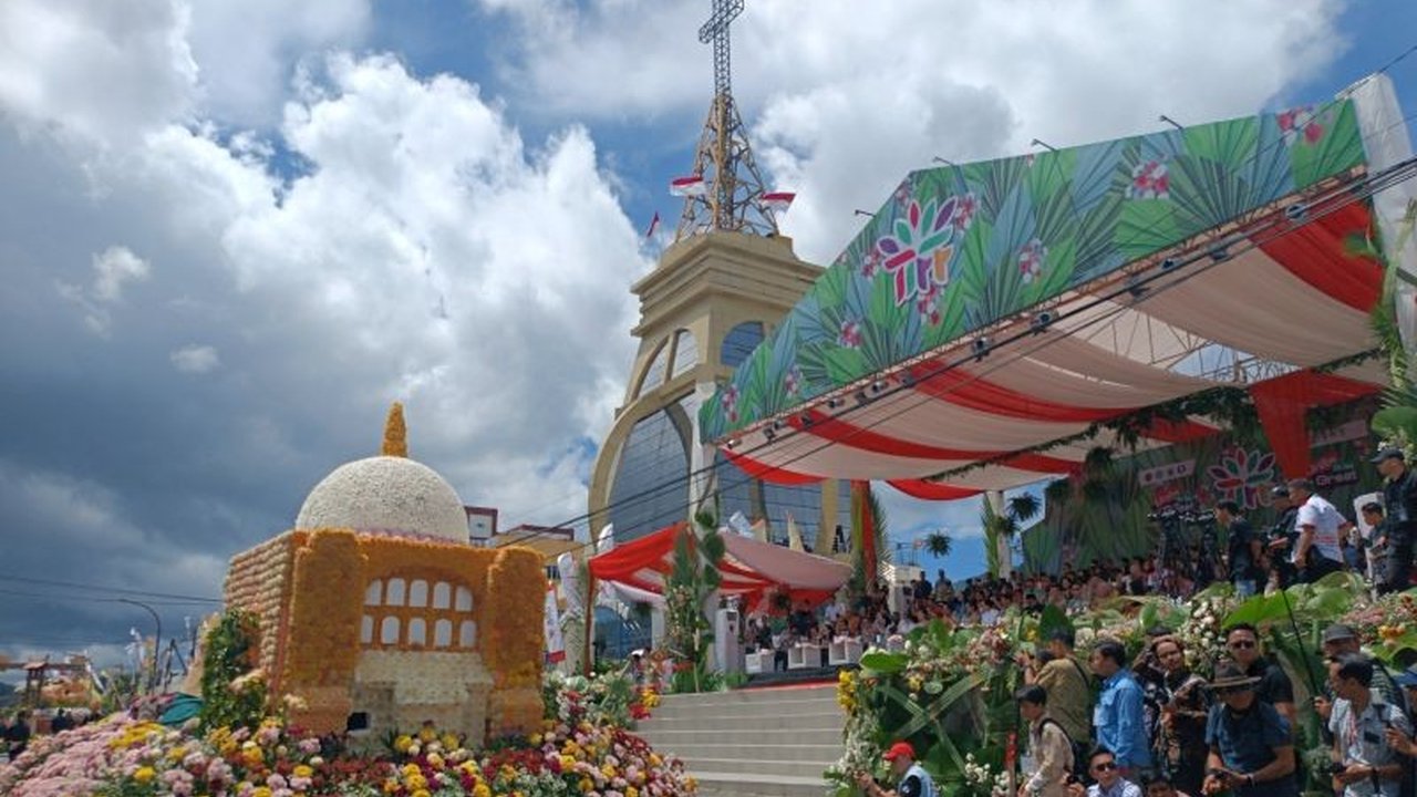 Menteri Pariwisata ungkap Tomohon International Flower Festival (TIFF) 2025 sukses ciptakan efek berganda, dorong ekonomi lokal hingga puluhan miliar rupiah.