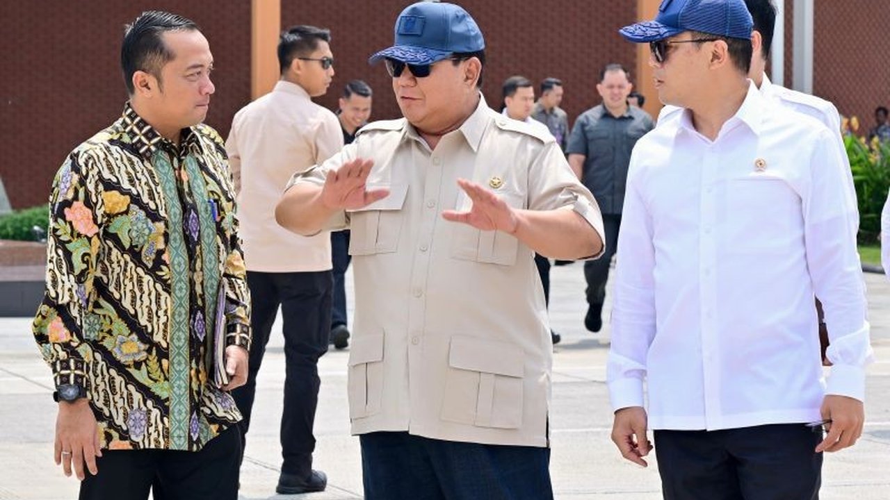 Presiden Prabowo Subianto bertolak ke Singapura untuk menghadiri Parade Hari Nasional 2025. Apa makna kehadiran Prabowo Singapura bagi hubungan kedua negara?