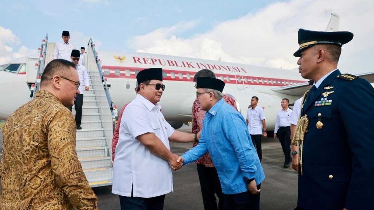 Presiden Prabowo di Singapura untuk Parade Hari Nasional ke-60, menandai komitmen Indonesia pererat hubungan bilateral dan stabilitas kawasan. Apa agenda lengkapnya?