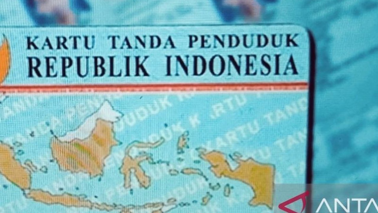 Disdukcapil Biak Numfor telah menyiapkan 6.000 blanko KTP-El untuk menyambut HUT ke-80 RI, memastikan kemudahan akses dokumen kependudukan bagi warga.