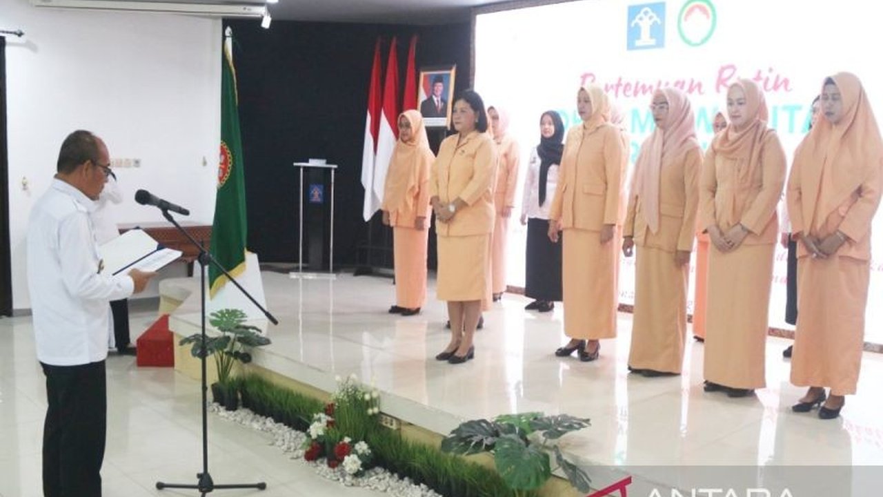 Pengurus baru DWP Kalsel Kemenkumham dikukuhkan, menandai babak baru dukungan terhadap program Kementerian Hukum serta peningkatan kualitas SDM dan kemandirian keluarga. Apa saja programnya?