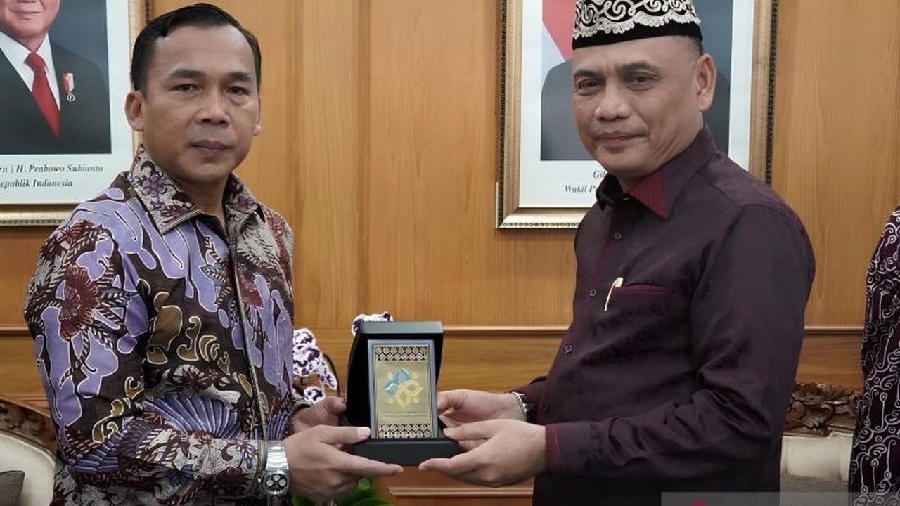 Menteri Kependudukan dan Pembangunan Keluarga (Mendukbangga) meminta petugas lapangan gencar distribusikan program Makan Bergizi Gratis (MBG) untuk ibu hamil, menyusui, dan balita, demi percepatan penurunan stunting.
