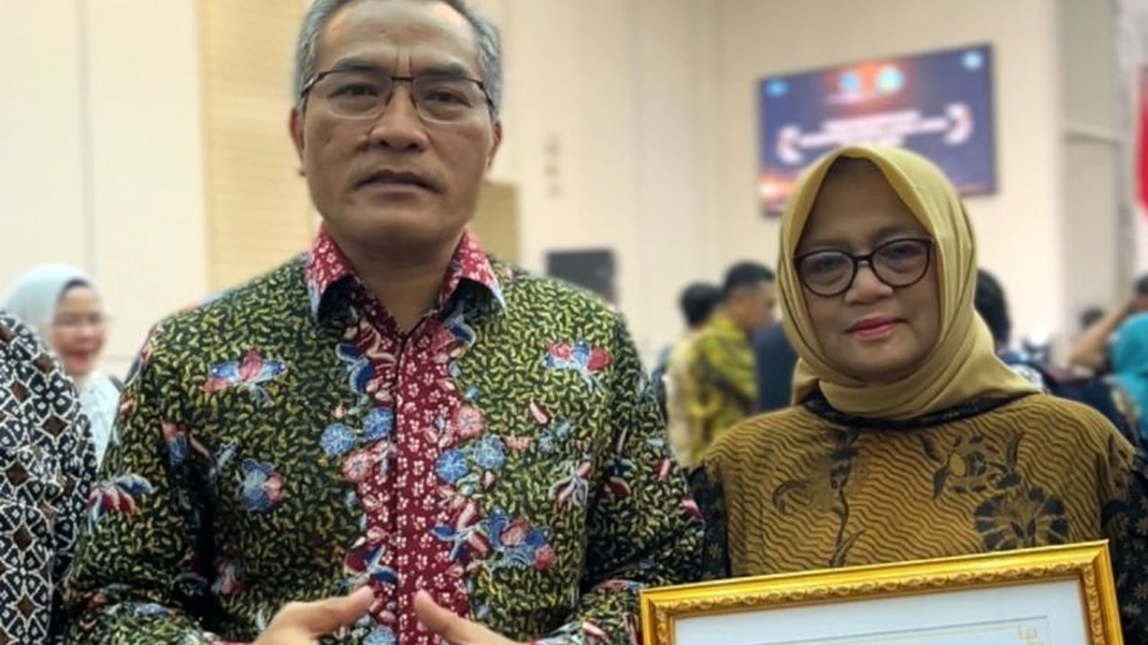 Pemkab Bantul bertekad meraih KLA Paripurna pada 2025 setelah berhasil mempertahankan KLA Utama. Sinergi masyarakat menjadi kunci utama mewujudkan Kabupaten Layak Anak Bantul yang ideal.