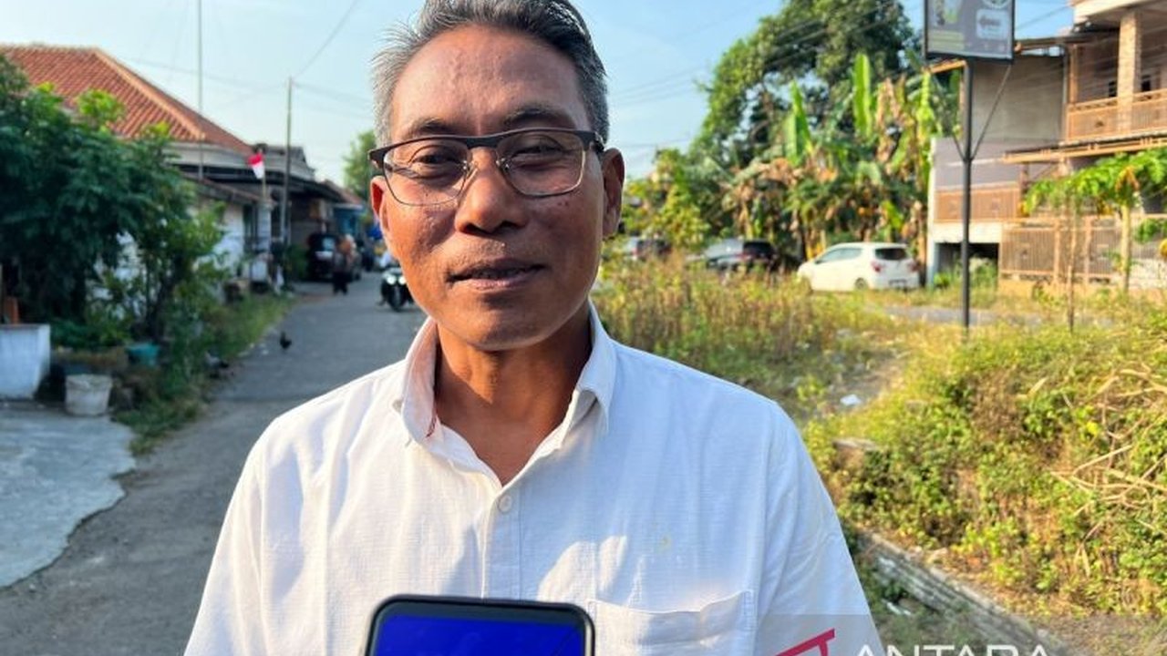 Kehadiran Peran Bulog di Cirebon secara signifikan mengubah dinamika harga gabah, melindungi petani dari kerugian dan menekan dominasi tengkulak. Bagaimana dampaknya?