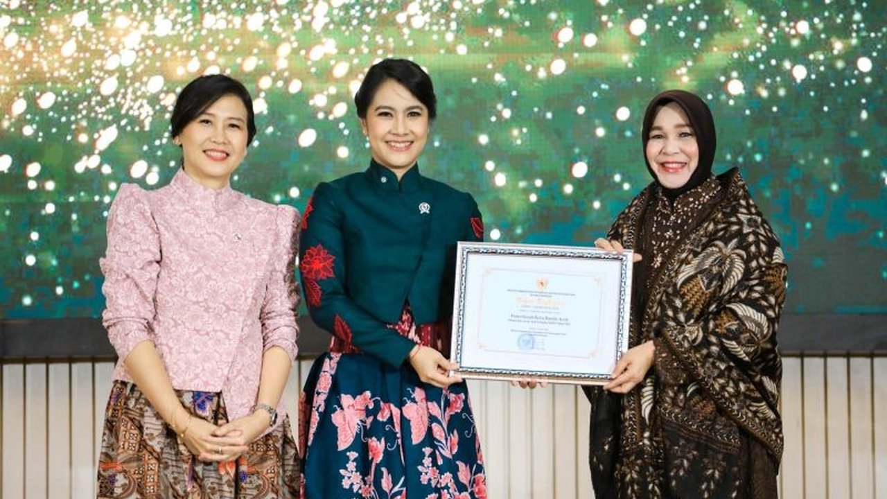 Banda Aceh kembali meraih penghargaan Kota Layak Anak, menunjukkan komitmen kuat pemerintah daerah dalam melindungi dan memenuhi hak-hak anak. Apa saja upaya yang dilakukan?