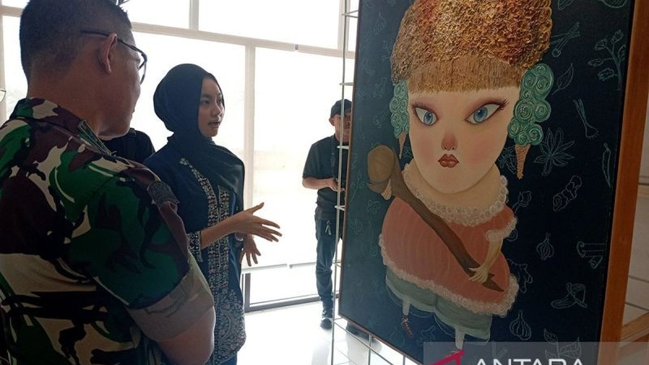 Pameran 'The World of Happiness' di Purbalingga menampilkan puluhan karya seniman lokal yang memaknai kebahagiaan dalam seni lukis. Temukan inspirasi di setiap goresan!